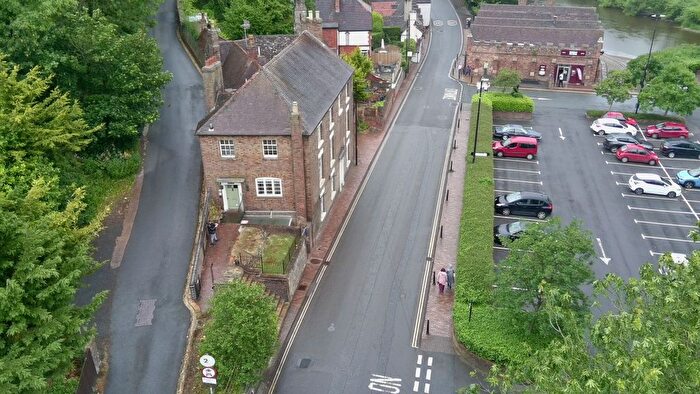 3 Bedroom Flat For Sale In Flat, Old Rodney The Wharfage, Telford, Shropshire, TF8