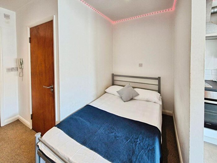 Studio To Rent In Studio Filey Lane, Broomhall, S3