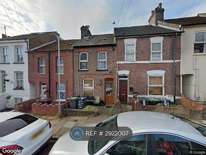 4 Bedroom Terraced House To Rent In Milton Road, Luton, LU1