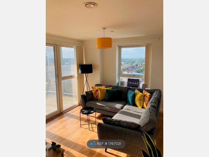 2 Bedroom Flat To Rent In Cannon Road, London, N17