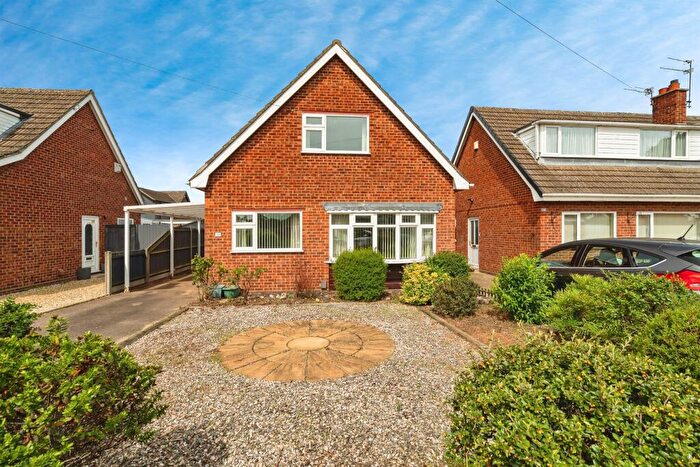 2 Bedroom Chalet For Sale In Linacre Avenue, Norwich, NR7