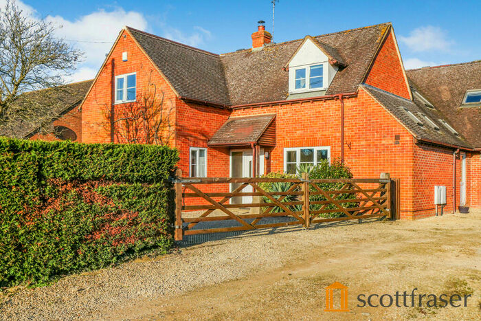 5 Bedroom Detached House To Rent In Rousham Road, Tackley, OX5