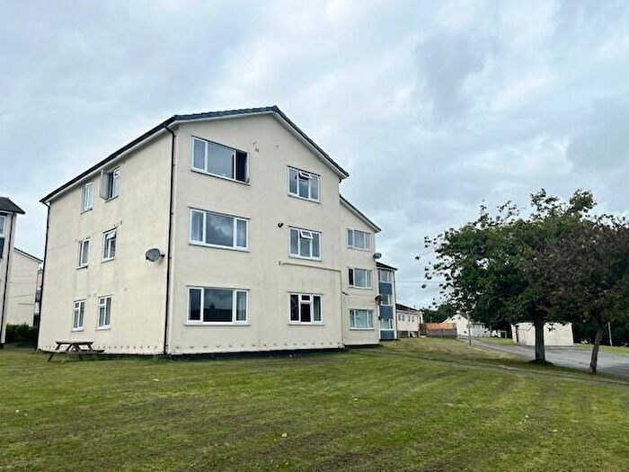 3 Bedroom Maisonette To Rent In Torpoint, PL11