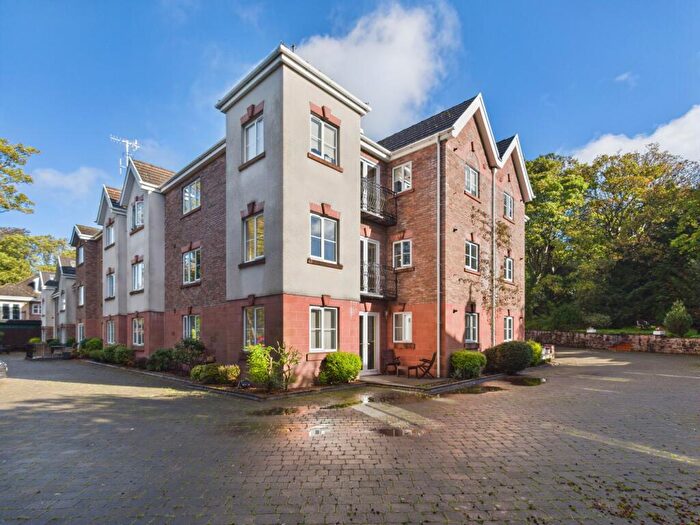 2 Bedroom Apartment For Sale In Baddow Croft, Woolton, Liverpool., L25