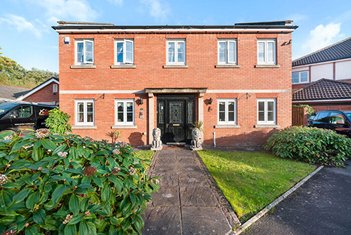 5 Bedroom Detached House For Sale In St. Brides Manor, Llantwit Fardre, Pontypridd, CF38