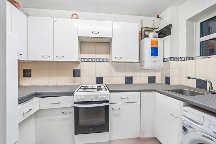 1 Bedroom Apartment To Rent In Lime Close, Harrow, HA3