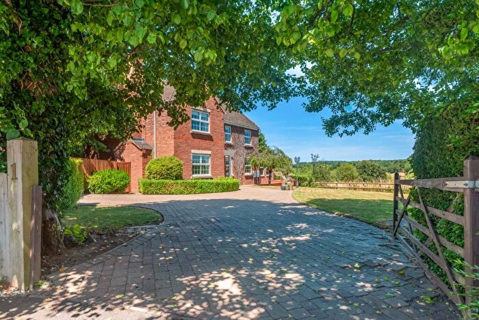 5 Bedroom Detached House For Sale In The Burrows, Newbold On Stour, CV37