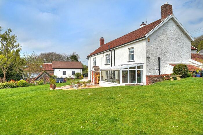 7 Bedroom Detached House For Sale In East Heddon Farmhouse Amp; The Chapel, Filleigh, EX32