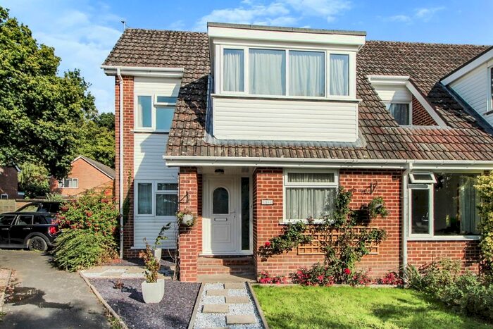 4 Bedroom Terraced House To Rent In Cutlers Place, Wimborne, Dorset, BH21