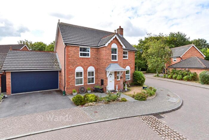 4 Bedroom Detached House For Sale In Crabtree Close, Kings Hill, West Malling, Kent, ME19
