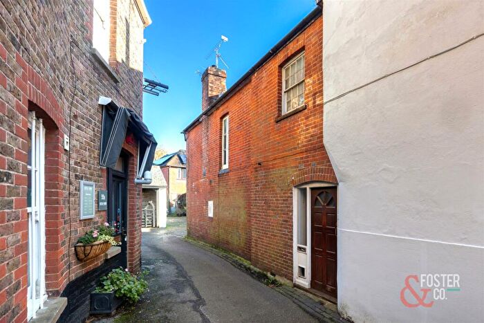 1 Bedroom Flat For Sale In High Street, Hurstpierpoint, BN6