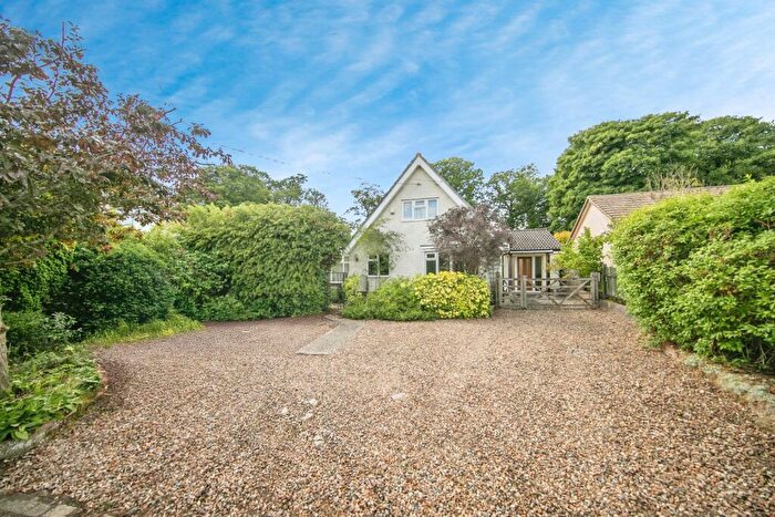 4 Bedroom Bungalow For Sale In High Street, Long Melford, Sudbury, Suffolk, CO10