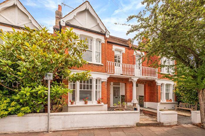 3 Bedroom Maisonette To Rent In St. Ann's Road, Barnes, SW13