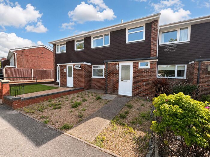 3 Bedroom House To Rent In Norfolk Road, Gosport, PO12