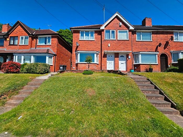 3 Bedroom End Of Terrace House For Sale In Beeches Road, Birmingham, B42