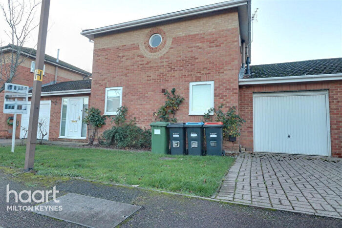 3 Bedroom Semi Detached House To Rent In Bates Close, Willen, MK15