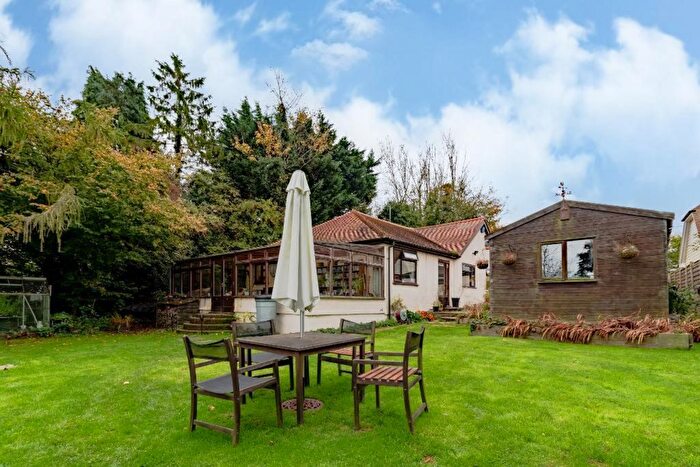 4 Bedroom Bungalow For Sale In Rosedene Canterbury Road, Ashford, TN25