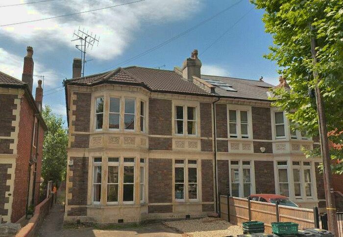 8 Bedroom Semi-Detached House To Rent In Cranbrook Road, Redland, Bristol, BS6