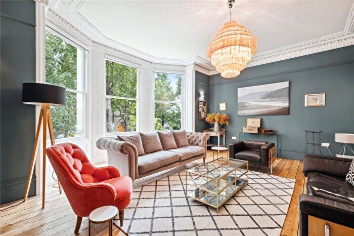 5 Bedroom House To Rent In Highbury New Park, Highbury, N5