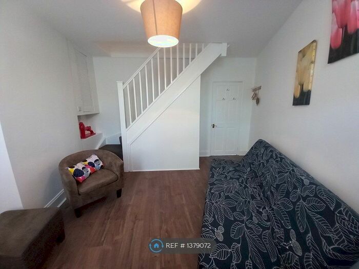 2 Bedroom Terraced House To Rent In Downend Rd, Bristol, BS7