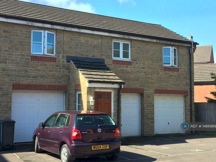 2 Bedroom Semi-Detached House To Rent In Middle Leaze, Chippenham, SN14