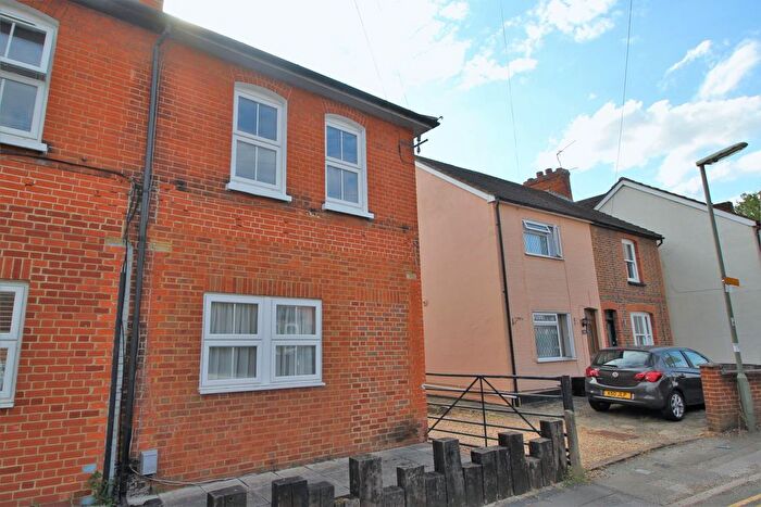 4 Bedroom Semi Detached House To Rent In Manor Road, Guildford, GU2