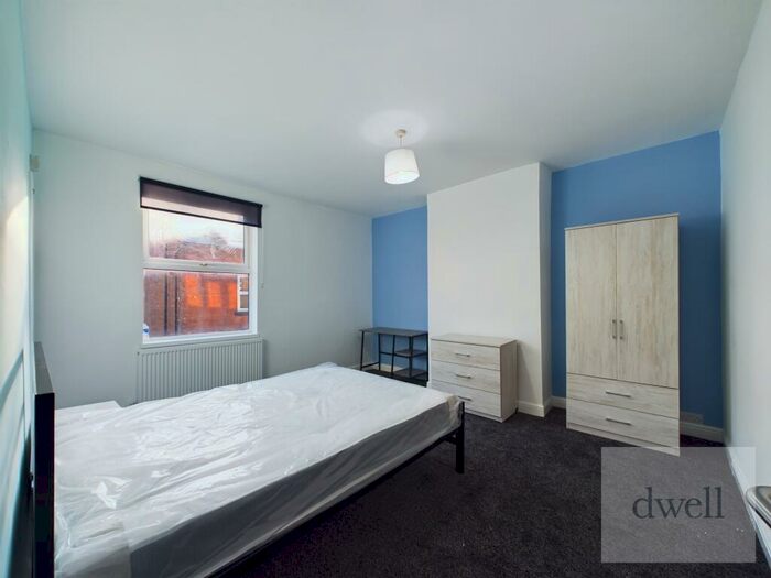 1 Bedroom Terraced House To Rent In Whingate Avenue, Armley, LS12