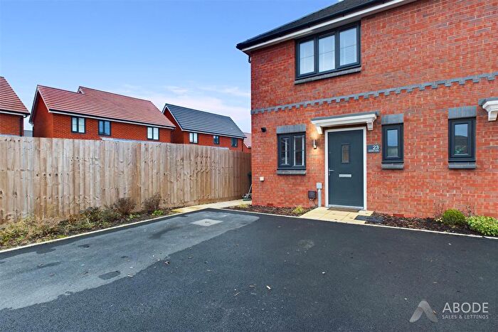 2 Bedroom Semi-Detached House To Rent In Ashwell Road, Drakelow, Burton Upon Trent, DE15