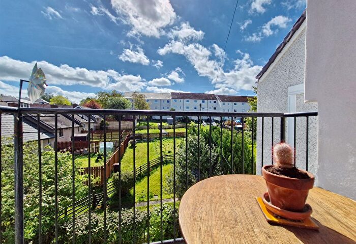 2 Bedroom Flat For Sale In / Oxgangs Avenue, Edinburgh, EH13