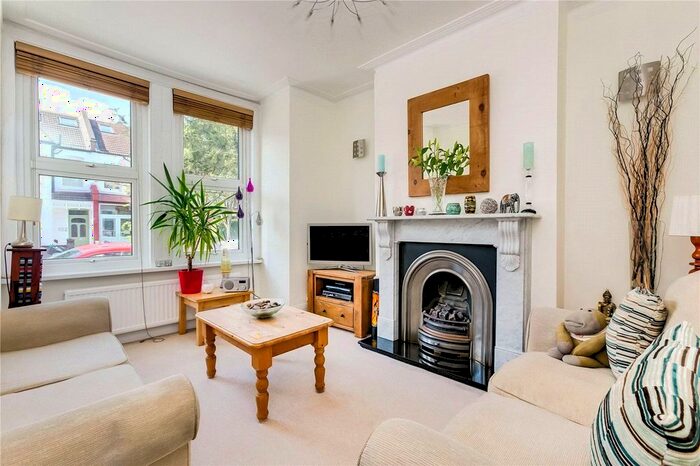 2 Bedroom Maisonette To Rent In Trevelyan Road, London, SW17