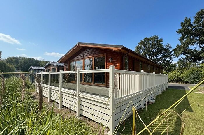 2 Bedroom Lodge For Sale In Sheriff Hutton Road, Strensall, York, YO32