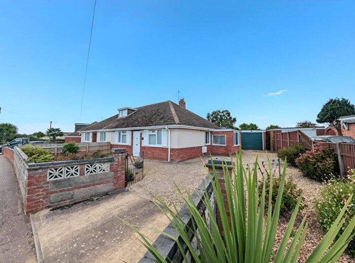 3 Bedroom Semi-Detached House To Rent In Bush Road, Norwich, NR6