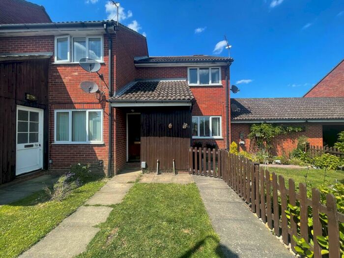 1 Bedroom Maisonette To Rent In Wellington Road, North Weald, CM16