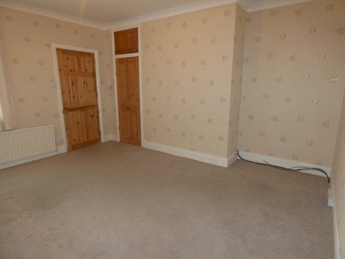 2 Bedroom Flat To Rent In Commercial Road, Byker, Newcastle Upon Tyne, NE6