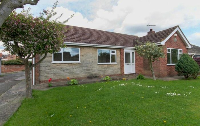 3 Bedroom Detached Bungalow To Rent In Back Street, Alkborough, Scunthorpe, DN15