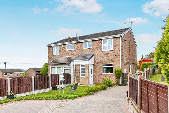 3 Bedroom Semi-Detached House For Sale In Wainwright Crescent, Sheffield, S13