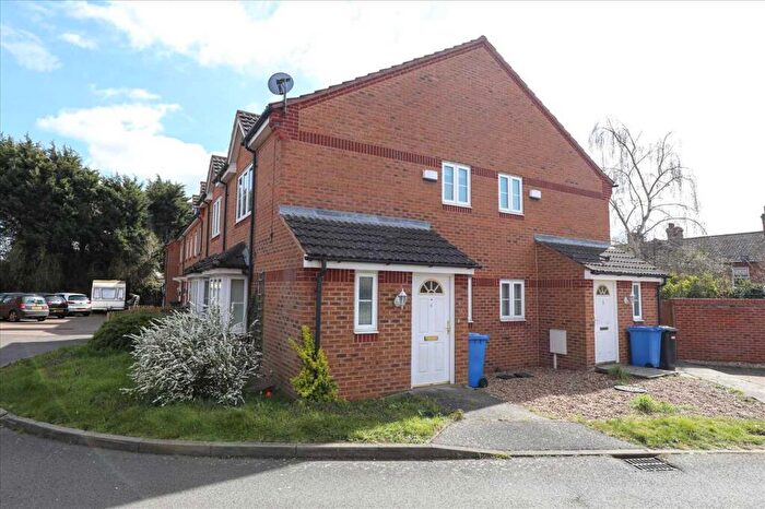 1 Bedroom Cluster House For Sale In Coles Close, Burton Latimer, NN15