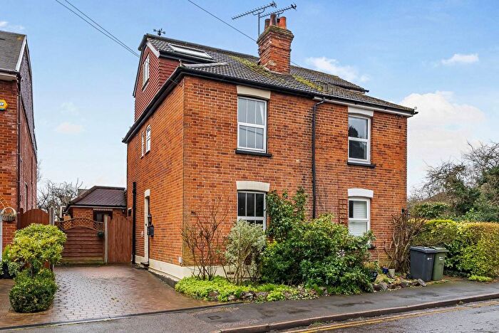 4 Bedroom Property To Rent In Burpham Lane, Burpham, Guildford, GU4