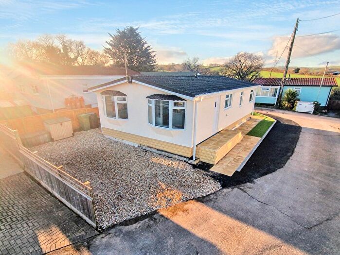 3 Bedroom Park Home For Sale In The Firs Park, Longdown Road, Exeter, EX2