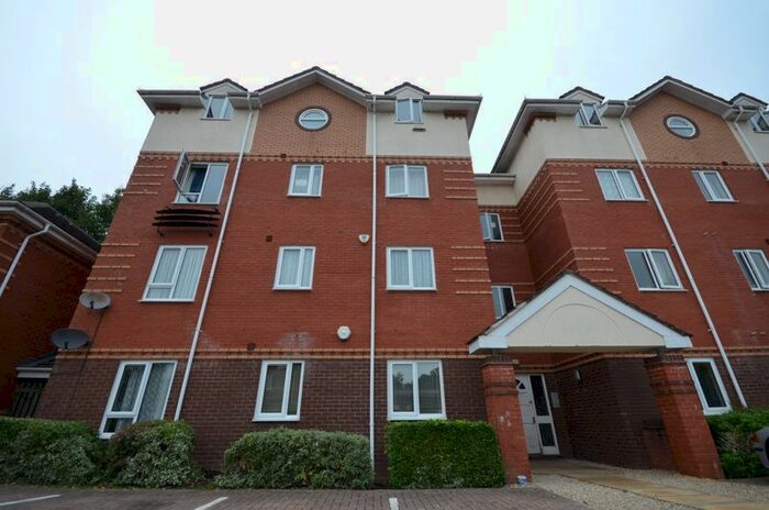2 Bedroom Flat To Rent In Riverside Steps, St. Annes Park, Bristol, BS4