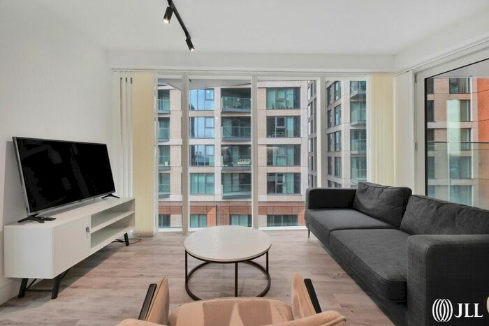 2 Bedroom Flat To Rent In Portal Way, London, W3