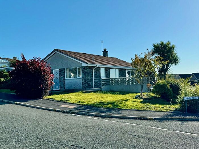 2 Bedroom Detached Bungalow For Sale In Heybrook Bay, Plymouth, PL9