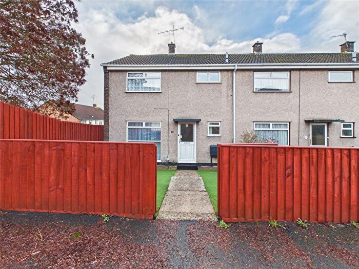 3 Bedroom End Terrace House For Sale In Witcombe Close, Kingswood, Bristol, BS15