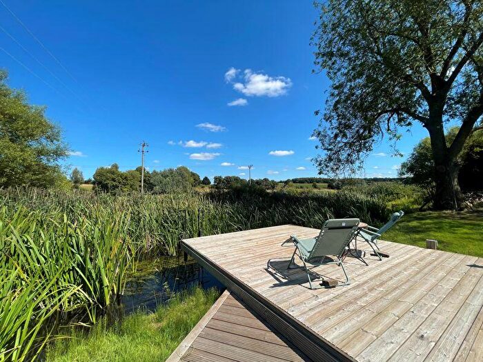 6 Bedroom Country House For Sale In Thetford Road, Fakenham Magna, IP24
