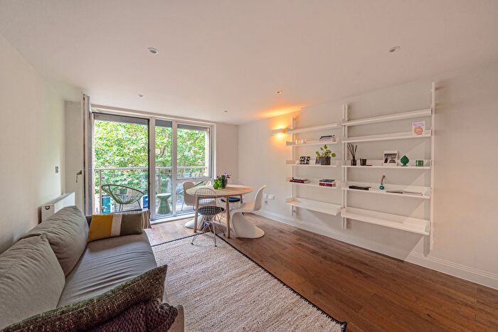 1 Bedroom Flat For Sale In Grange Road, London, SE1