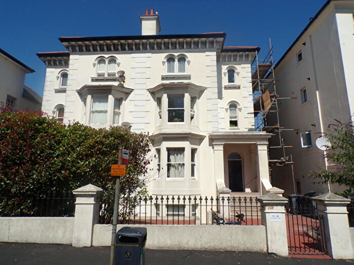 2 Bedroom Flat To Rent In Burlington Villas, Eastbourne, BN21