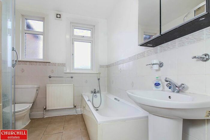 3 Bedroom Terraced House To Rent In Breamore Road, Seven Kings, Ilford IG3