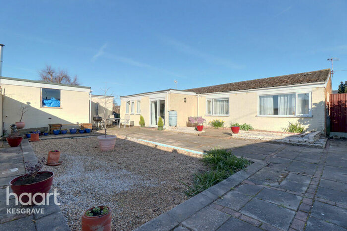 3 Bedroom Detached Bungalow For Sale In St Marys Park, Ipswich, IP10