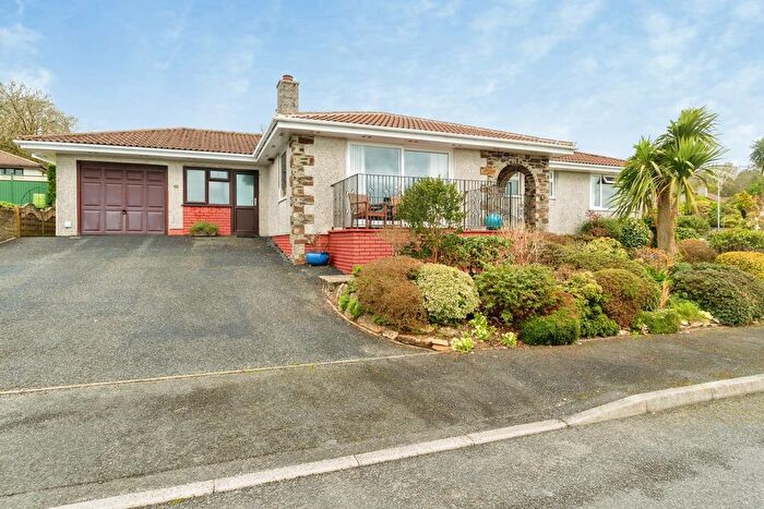 3 Bedroom Bungalow For Sale In Hillside Road, St. Austell, Cornwall, PL25
