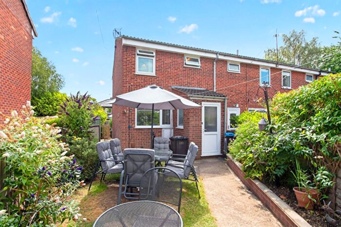 2 Bedroom End Of Terrace House For Sale In Prospect Close, Harrogate, HG2